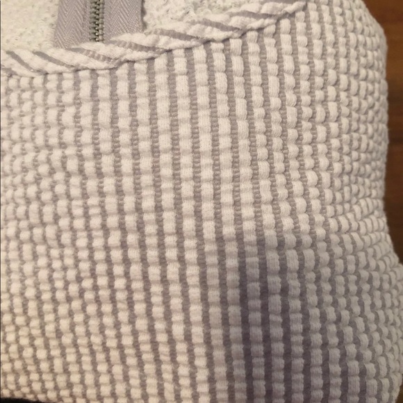 Top - Picture 4 of 5